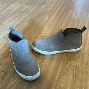 Dolce Vita Grey Suede Sneaker Booties. Size 7.